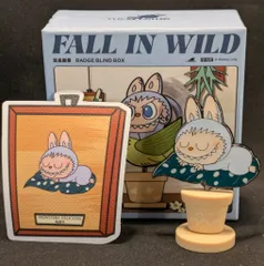 POP MART × HOW2WORK THE MONSTERS FALL IN WILD SERIES Badge Blind Box MONSTERA DELICIOSA
