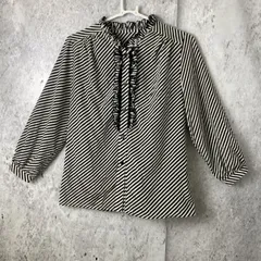 フリル 斜めストライプ柄 ブラウス かわいい カジュアル レディース 〇◇