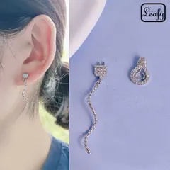 Leafy　可愛い電球＆プラグ　モチーフ　ピアス左右非対称　緻密に敷き詰めたCZダイアモンドが、装う人の心も輝かせます　キュービックジルコニア　ゆらゆら　レディース　二次会　注目度高い　お呼ばれ　アクセサリー　プレゼント　ハロウィン x09372as