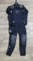 SCUBAPRO(スキューバプロ) novaScotia 6mm セミ ドライ スーツ