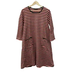 marimekko(マリメッコ) ワンピース サイズM レディース - ライトピンク×カーキ クルーネック/長袖/ひざ丈/ボーダー