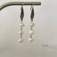 バロック淡水パール　ロング　ピアス　・・✽・・　〈真珠　サージカルステンレス　フック〉
