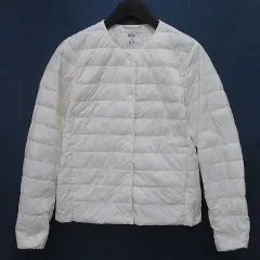 ユニクロ UNIQLO ウルトラライト ダウン コンパクト ジャケット 2021 S 白系 ホワイト 無地 ノーカラー ドットボタン 裏地