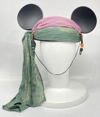 Item thumbnail for item 9aafed41-1025-45b2-8bb2-a996a12e56fe