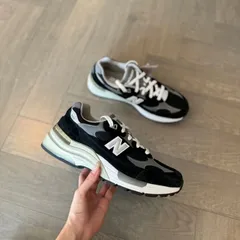 【期間限定価格】在庫残りわずか 新品未使用 New Balance(ニューパランス) M992EBスニーカ男女兼用992