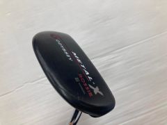 Item thumbnail for item e2e0bf7d-c2a0-4fcf-8cd6-e78e9275d0ee