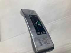 Item thumbnail for item c244dcef-245c-493b-822d-9c42a33f9e05