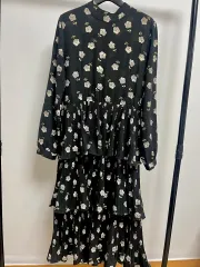 フラワー ティアード ロング丈ワンピース