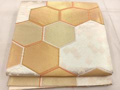 袋帯 六通柄 亀甲文様 金糸 華やか - メルカリ 袋帯 六通柄 亀甲文様 金糸 華やか - メルカリ