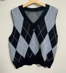 チェックニットベスト