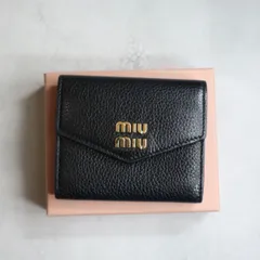 2026年最新】ヴィッテ miumiuの人気アイテム - メルカリ