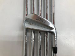 Item thumbnail for item 86a1584e-75ac-4bb2-9b8b-84a970f4ef3d