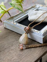 ✨プチプラ Accessory✨☆フォッシルコーラル・化石珊瑚☆マクラメ編みネックレス 496