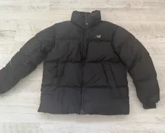 ニューバランス ショートダウン ブラック グースダウン アウター L 100