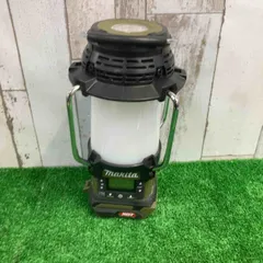 ★マキタ(makita) コードレスランタン付ラジオ MR008GZO【町田店】のサムネイル