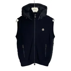 2026年最新】moncler ニット ベストの人気アイテム - メルカリ