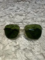 コンディション良好なヴィンテージ Ray-Ban(レイバン) 正規品 サングラス 出品