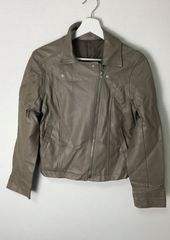 Item thumbnail for item 0b6276ea-c7d2-4c0a-9c15-1a6b19c5dd40