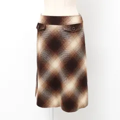 ■美品■BURBERRY バーバリー スカート サイズ38 フレアスカート 膝丈 ラメ ブランド古着【中古】20240715/RA0461