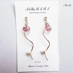 ·京苺 杏委様専用☆フックピアス - メルカリ