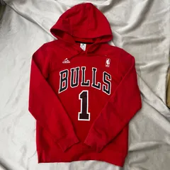 adidas アディダス　NBA シカゴブルズ　Chicago Bulls CHI デリックローズ選手　メンズ　パーカー　フーディー　赤　レッド　Mサイズ　プルオーバー