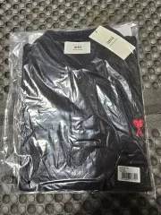 アミ ブラック ハート ロゴ 半袖 カラーTシャツ L