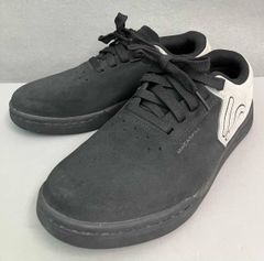 Item thumbnail for item 0bb4feaf-a1bb-4e87-bc9f-ccdfc6cde5c4