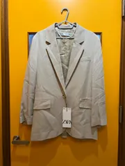【H3-06】◇ ZARA　XSサイズ　テーラードジャケット　ベージュ　無地　レディース