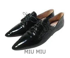 美品 ミュウミュウ MIU MIU フラットシューズ ローファー 革靴 ドレスシューズ エナメル パテントレザー 羊革 レースアップ ポインテッドトゥ ブラック サイズ37 約24cm レディース
