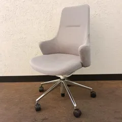 オカムラ オフィスチェア 肘あり ライブス ワークチェア CD55BW-FXW1 2023年製 グレー ハイバック 張材：インターロック ホワイトボディ 5本脚／ポリッシュ デスクチェア チェア イス 椅子 中古