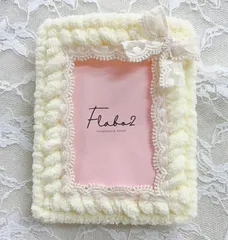 SALE! もこもこトレカケースオフホワイト  リボン付き