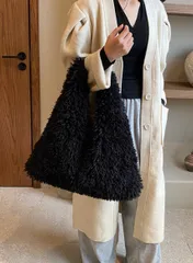 残り1点⭐︎ ファーバッグ　black