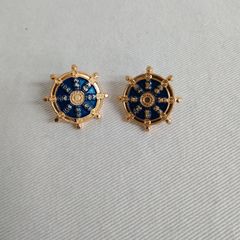 Item thumbnail for item 338748aa-fe97-4ae8-a0ee-64a5bcad4748