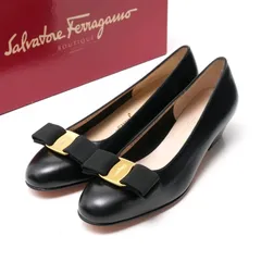 ■美品■Salvatore Ferragamo サルヴァトーレフェラガモ VARA パンプス サイズ5B ヴァラリボン 靴 レザー ブラック イタリア製 ブランド古着【中古】20250212/RA3318