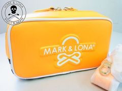 MARK&LONA T-LINE ショルダーポーチ ホワイト - メルカリ