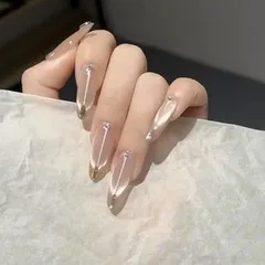 ネイルチップ　ヌードカラー系　マグネットネイル　フラッシュマグ　ホワイトライン　ちゅるん　ストーン装飾　１０枚セット　春　バレンタイン　ホワイトデー　卒業式　春休み　旅行