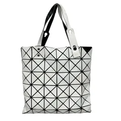 BAOBAO ISSEYMIYAKE(バオバオイッセイミヤケ) トートバッグ - BB55-AG053 白×黒