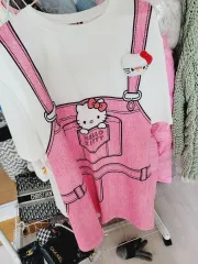 ハローキティTシャツ