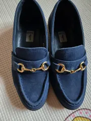 Ecco ネイビー スウェード ローファー ゴールド装飾