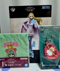 (送料込み)ONE PIECE ヒロインズ 一番くじ COOGI d賞 カリファ フィギュア + 下位賞 おまけ付き