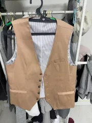 ベージュ メンズ スーツ ベスト