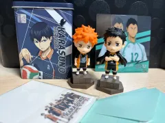 ハイキュー グッズ まとめ ガチャ フィギュア 2個 劇場 特典カード 2枚 ティンケース 全て