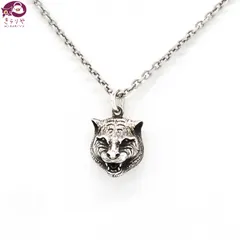 美品✨　グッチ　GUCCI ネックレス　キャット　アニマリエ　GGロゴ シルバー 美品✨ グッチ GUCCI ネックレス キャット アニマリエ GGロゴ シルバー