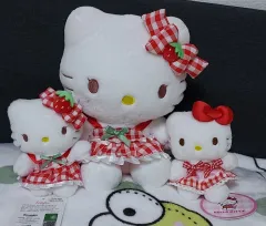 ハローキティぬいぐるみ & キーホルダー2個
