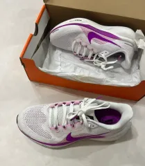 ナイキ エア ズーム ペガサス 41 ランニングシューズ 250 サイズ