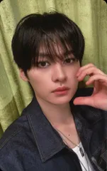 StrayKids HMV LeeKnow Hollow