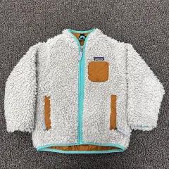 100 patagonia キッズ フリース ジャケット ボア ジップアップ アウター 100サイズ