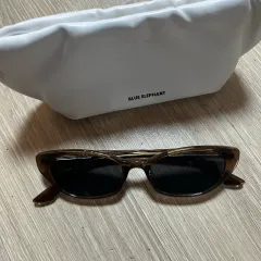 BLUE ELEPHANT(ブルーエレファント) サングラス