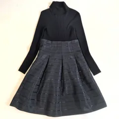 希少✨ BURBERRY BLACK LABEL バーバリーブラックレーベル タートルネック 切り替えニットワンピース 黒 ブラック ロング フレア Aライン 38