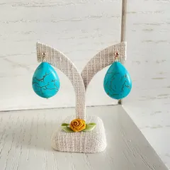 ターコイズブルー（涙型）☆大ぶり☆素敵なエレガントピアス